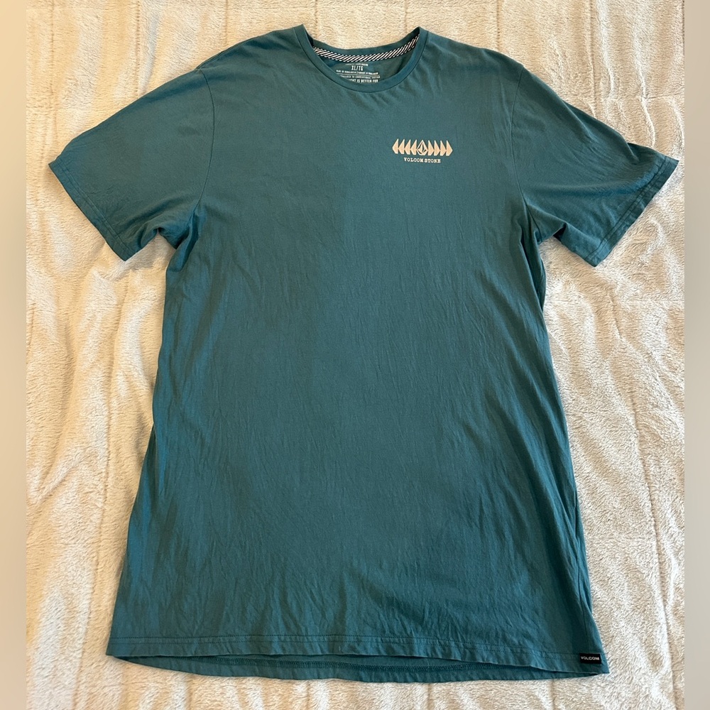 Volcom Short Sleeve Tee Men’s size XL